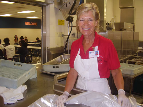Success Story: How A Former Lunch Lady Turned $28K into $73K Trading Stocks This Past Year